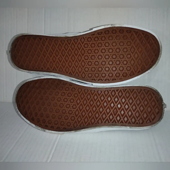 Vans Sneakers Women Size 6.5 Galaxy Slip Ons - Picture 7 of 10